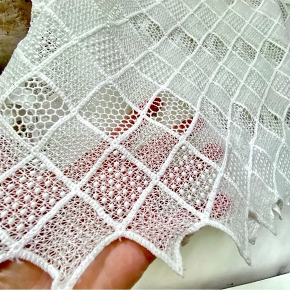 Trendy crochet/lace sheer boho blouse w prairie shabby chic beach vibe - Picture 8 of 9